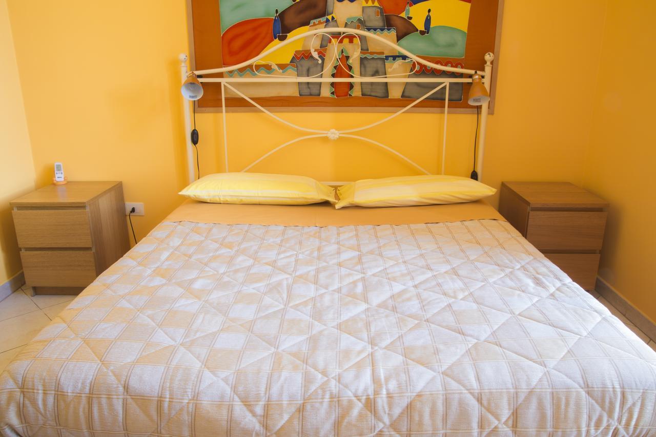 Al Centro E Meglio B&B Napoli Ngoại thất bức ảnh